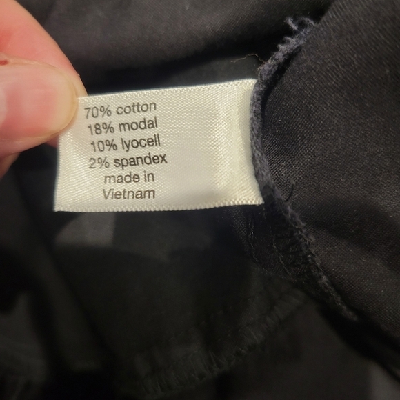 Lane bryant size 26 black drawstring pullon wide leg capri - Picture 5 of 6